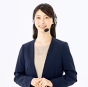 女性オペレーターの笑顔画像